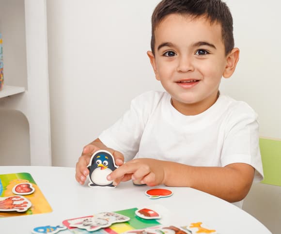 Игра настольная На липучках  "Кто что ест?" Vladi Toys VT1302-27 (укр)