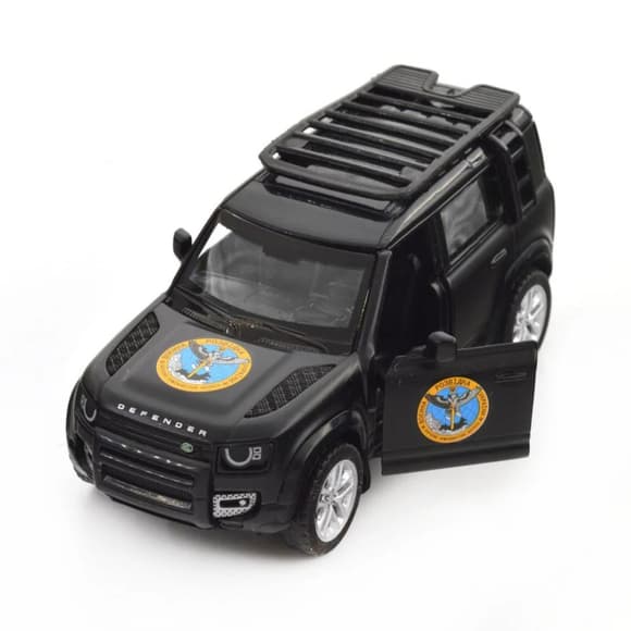 Автомодель серии "Шевроны Героев" Land Rover Defender 110 "ГУР МО" TechnoDrive 250364M