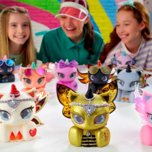 Игровой набор с фигуркой Единорог с сюрпризом Unicones 1235