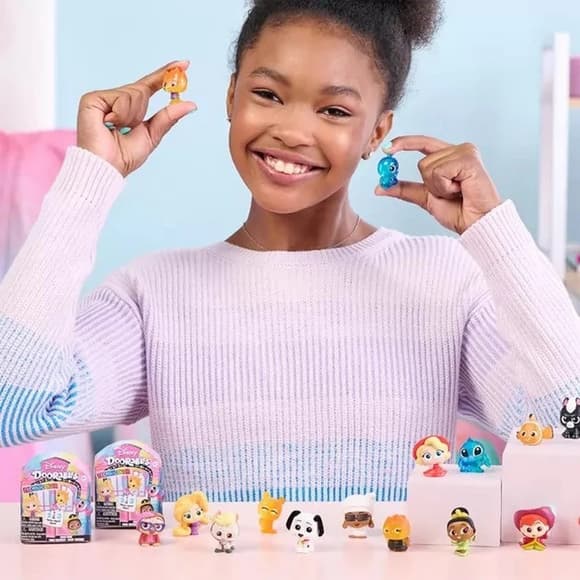 Игровой набор серии "Mini Peek" S11 Маленький домик Disney Doorables 44796