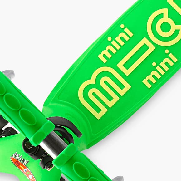 Самокат MICRO серии Mini Deluxe – Зеленый