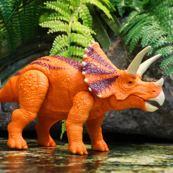 Интерактивная игрушка Dinos Unleashed серии Realistic S2 – Трицератопс
