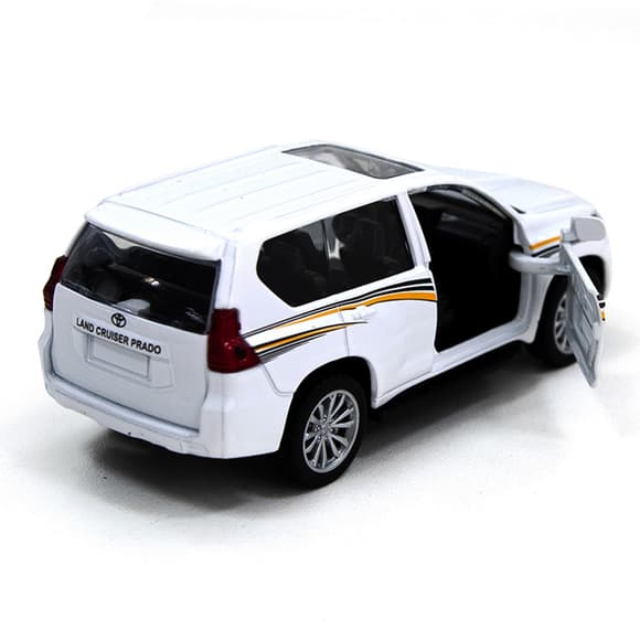Автомодель - TOYOTA LAND CRUISER (белый)