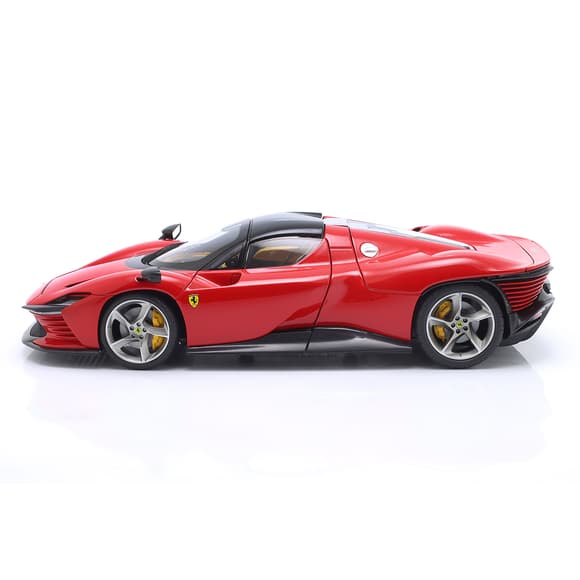 Автомодель - Ferrari Daytona SP3 (красный, 1:18)