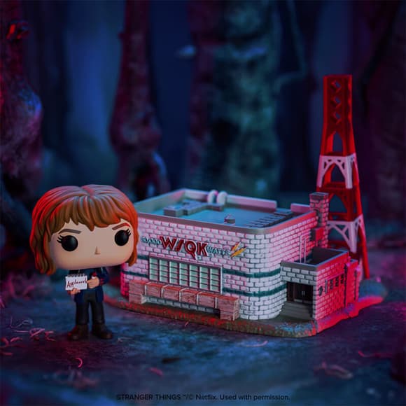 Набор игровых фигурок Funko Pop! Town – Робин с радиостанциєй WSQK