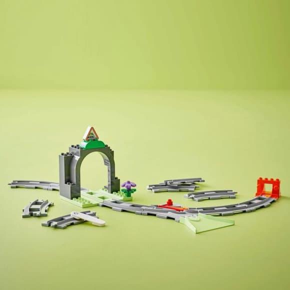 Конструктор LEGO DUPLO Залізничний тунель і колії дод. набір 20 деталей (10425)