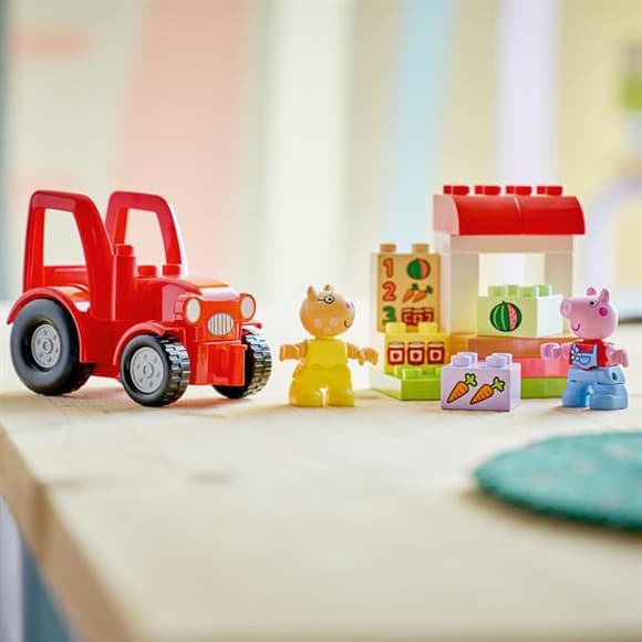 Конструктор LEGO® DUPLO® Пеппа Трактор і ринок  18 Деталей  (10468)