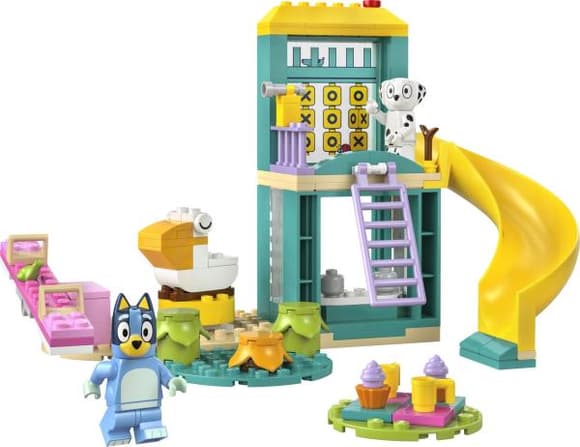 Конструктор LEGO Bluey Веселье с Блуи и Хлоей на игровой площадке 104 детали (11201)
