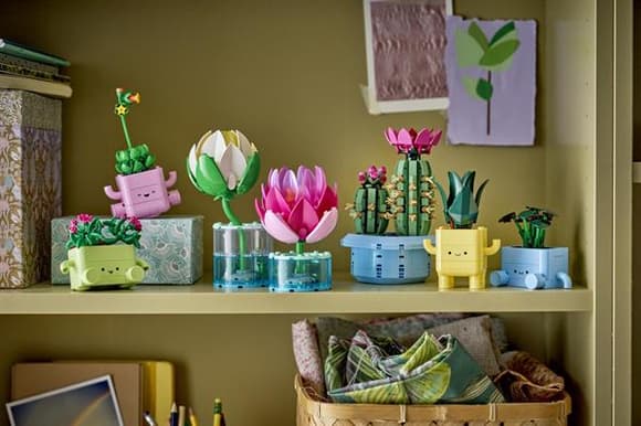 Конструктор LEGO® Botanicals Латаття Квітковий набір для конструювання, 259 деталей (11511)