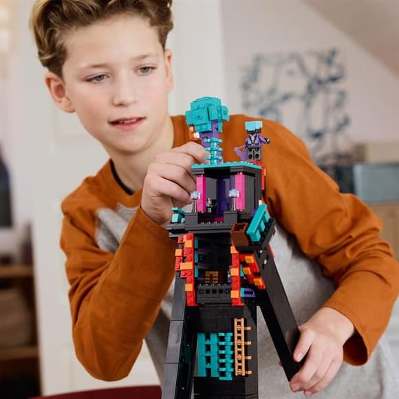 Конструктор LEGO Minecraft Вежа Ендермена 867 деталей (21279)