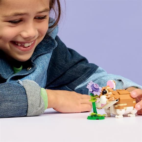 Конструктор LEGO Creator Чарівний хом'як з квіткою 166 Деталей (31376)