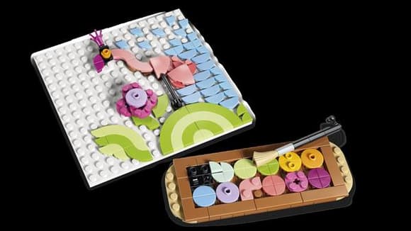 Конструктор LEGO® Creator 3 в 1 Декоративний живопис «Квіткове мистецтво», 348 деталі (31390)