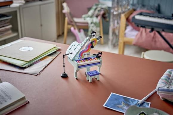 Конструктор LEGO® Creator 3 в 1 Музичний декор «Фортепіано з котом», 485 деталей (31392)