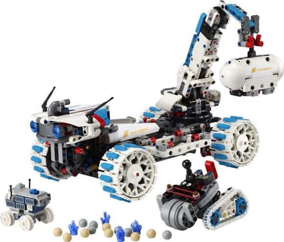Конструктор LEGO Technic Луноход Lunar Outpost Космический корабль 1082 детали (42211)