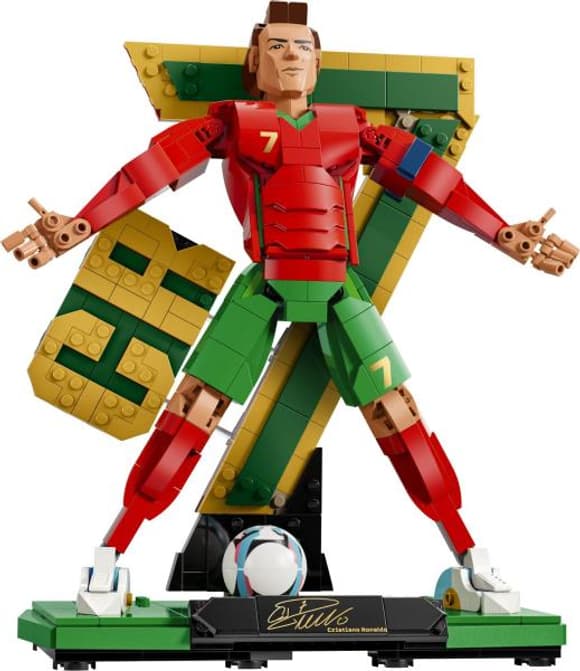Конструктор LEGO® Editions Кріштіану Роналду — легенда футболу, 854 деталі (43016)