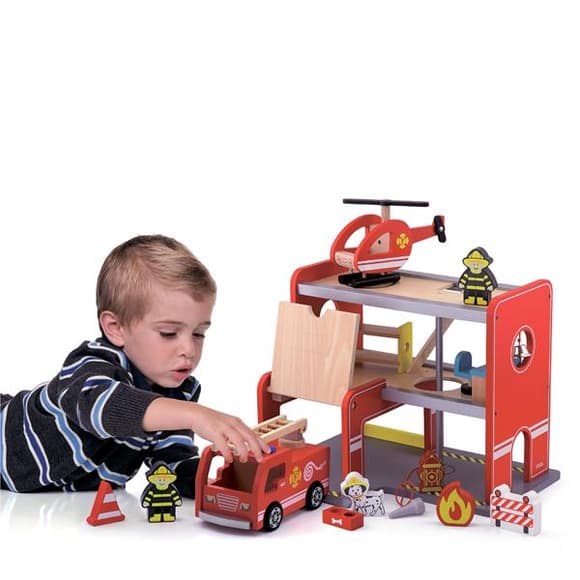 Деревянный игровой набор Viga Toys Пожарная станция (50828)