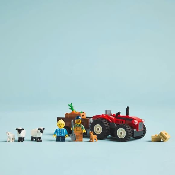 Конструктор LEGO City Красный фермерский трактор с прицепом и овцами 116 деталей (60461)