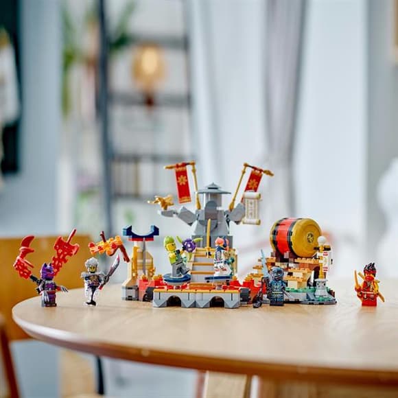 Конструктор LEGO NINJAGO Бойова арена турніру 659 деталей (71818)