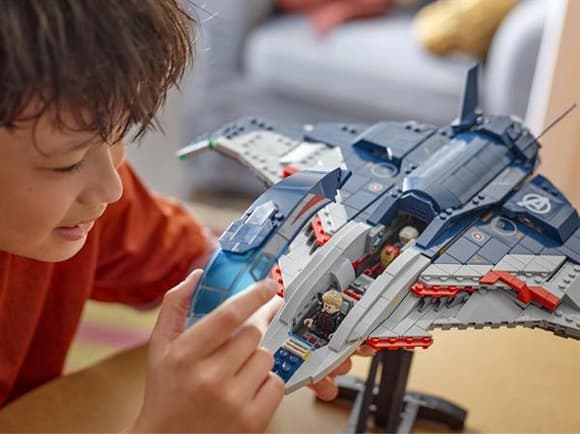 Конструктор LEGO Super Heroes Месники Ера Альтрона Квінджет 1131 деталь (76325)