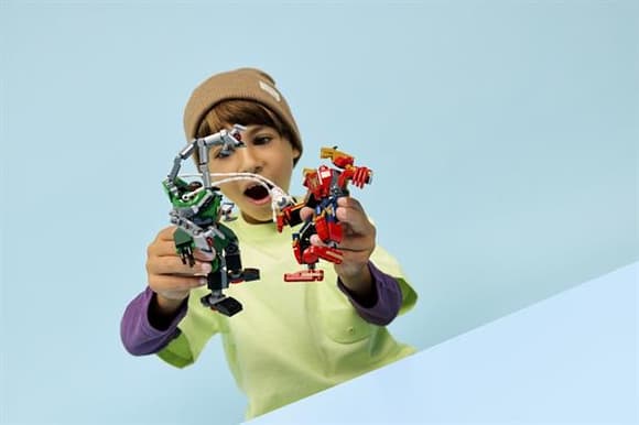 Конструктор LEGO Super Heroes Marvel Битва роботів: Людина-павук vs. Доктор Восьминог 315 Деталей ( 76338 )