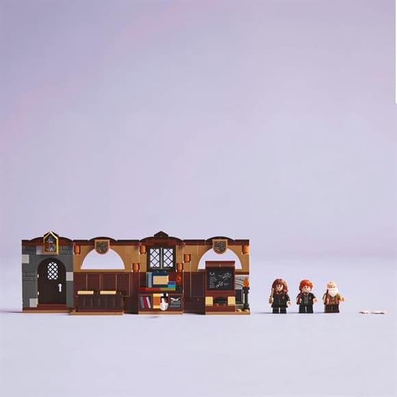 Конструктор LEGO Harry Potter Замок Гоґвортс: урок чарів 204 деталі (76442)