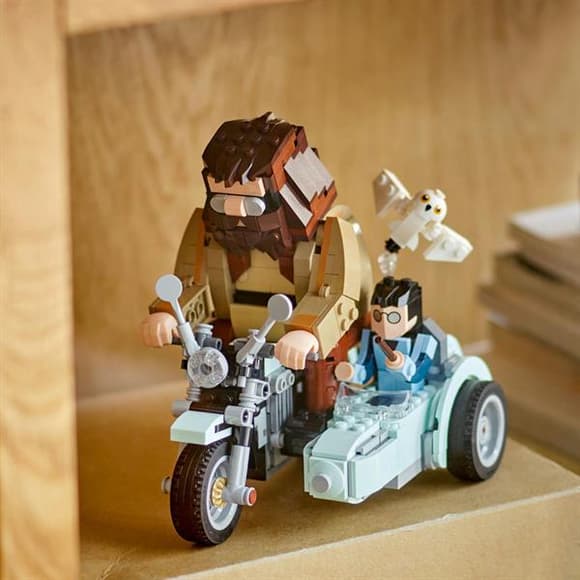 Конструктор LEGO Harry Potter Поїздка Геґріда й Гаррі на мотоциклі 617 деталей (76443)