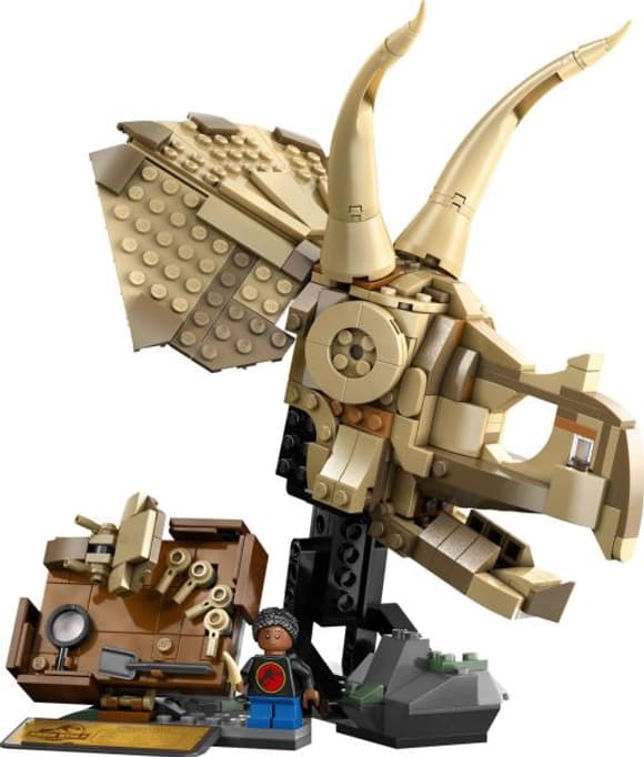 Конструктор LEGO® Jurassic World Скам'янілості динозаврів: череп трицератопса, 468 деталей (76969)