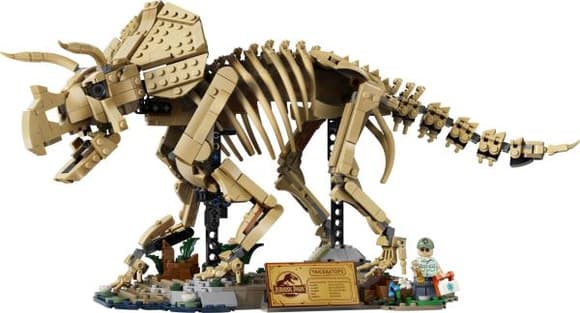 Конструктор LEGO® Jurassic World Окаменелости динозавров: трицератопс, 1154 детали (77985)