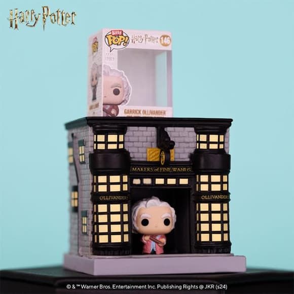 Набор фигурок Funko Pop! Bitty Town Гарри Поттер Олливандер и магазин волшебных палочек (83627)