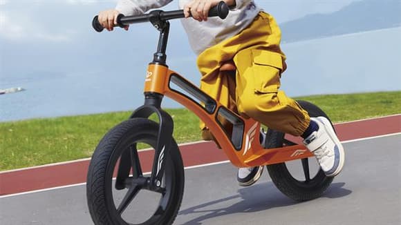 Бі говел Hape Нове дослідження двоколісний 12" помаранчевий (E1081)