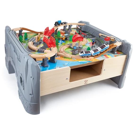 Іграшкова залізниця Hape зі столом 70 ел. (E3766)