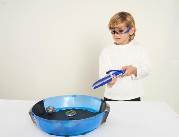 Игровой набор Infinity Nado VI Goggle Battle Pack волчек и аксессуары (EU654161)