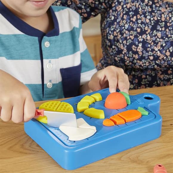 Набір для творчості Play-Doh Маленький Шеф з пластиліном (F6904)