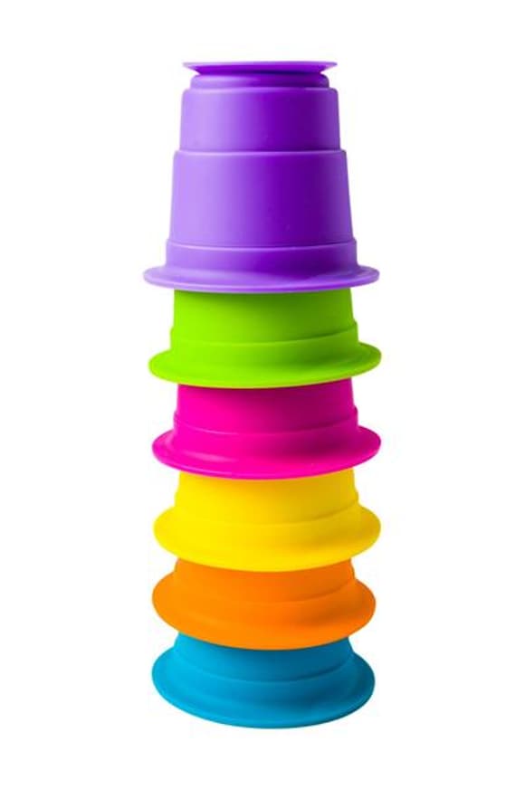 Тактильная игрушка Fat Brain Toys Suction Kupz Мягкие чашки 6 штук (FA183-1)