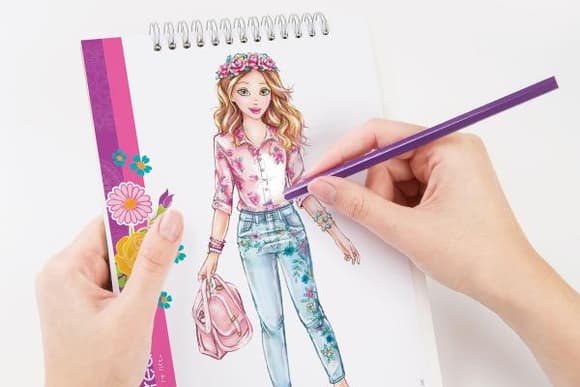 Make it Real: Блокнот з трафаретами для створення модних коллекцій: «Квіткова фантазія» (MR3202)
