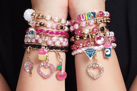Набір для створення шарм-браслетів Make it Real Juicy Couture Рожевий зорепад 470 ел. (MR4408)