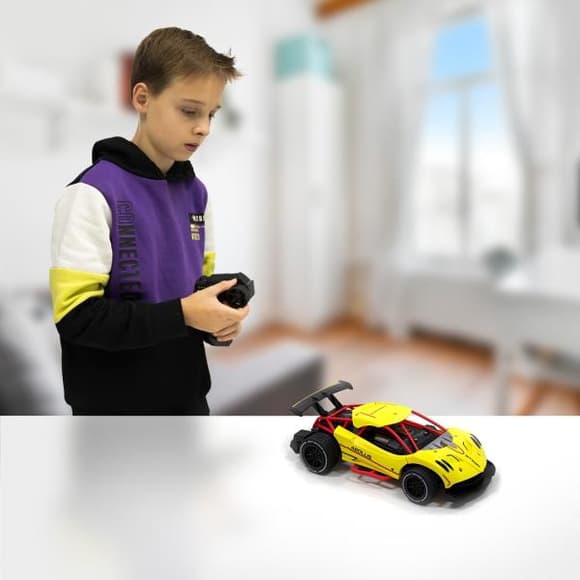 Машинка на радиоуправлении Sulong Toys Speed Racing Drift Aeolus желтый 1:16 (SL-284RHY)
