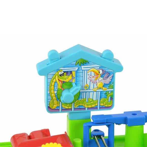 Настільна гра Tomy Games Лабіринт (T7070EN)