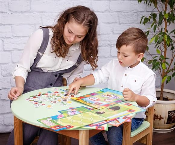 Обучающий набор Vladi Toys Свойства и признаки с магнитной доской (VT5412-03)